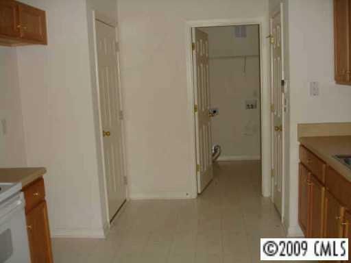 11006 Pointer Ridge Dr, Charlotte, NC 28214