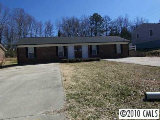 714 Murphy St, Stanley, NC 28164