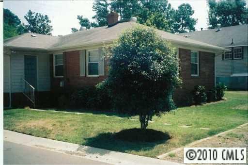 4200 Walker Rd, Charlotte, NC 28211