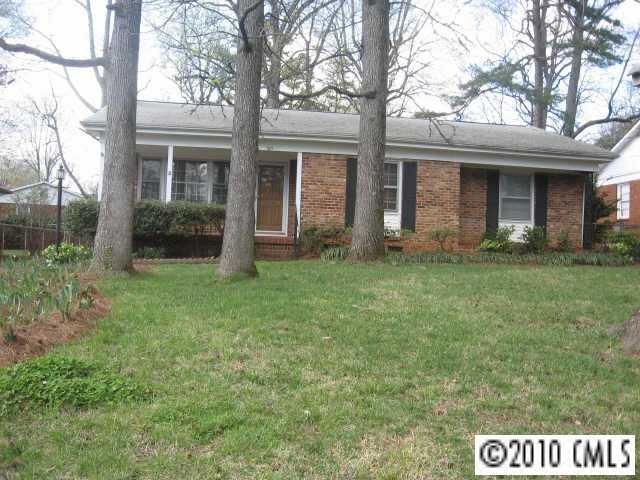 1011 Dudley Dr, Charlotte, NC 28205