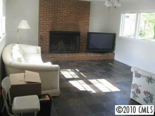 1011 Dudley Dr, Charlotte, NC 28205