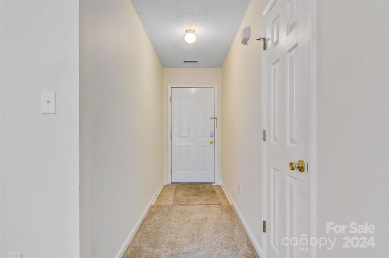 1318 5th St NE, Hickory, NC 28601