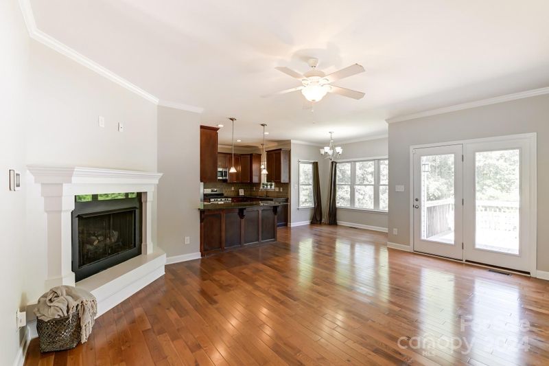 220 Antelope Dr, Mount Holly, NC 28120