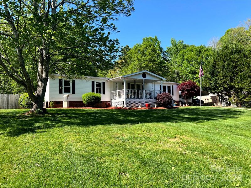 740 Rock Castle Dr, York, SC 29745