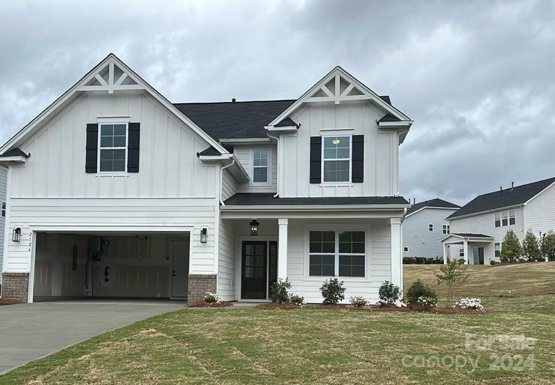 2126 Trundle Dr, Gastonia, NC 28054