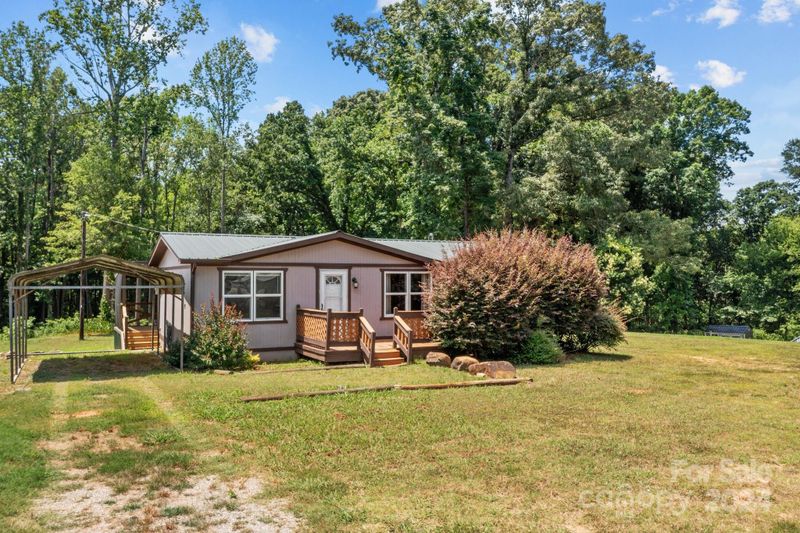 7614 Old Plank Rd, Stanley, NC 28164
