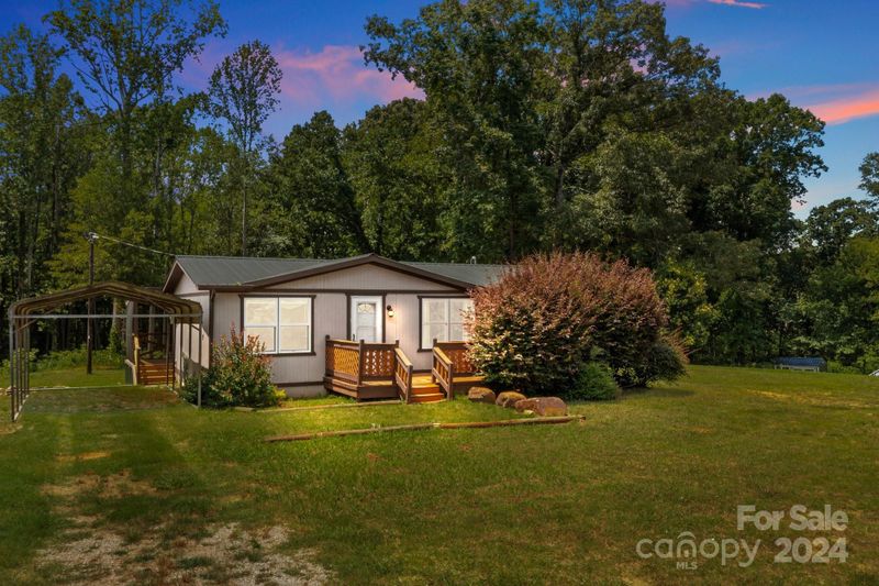 7614 Old Plank Rd, Stanley, NC 28164