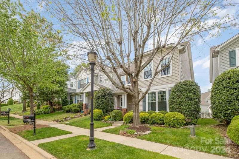 18733 Ruffner Dr, Cornelius, NC 28031