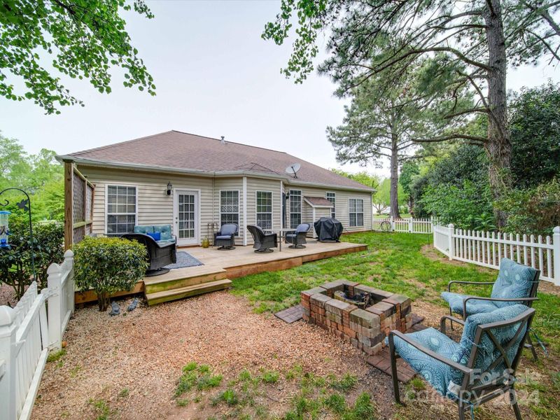 17112 Cabernet Ct, Cornelius, NC 28031