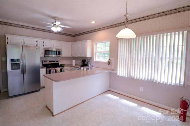 1263 Elgin Ct, Gastonia, NC 28056