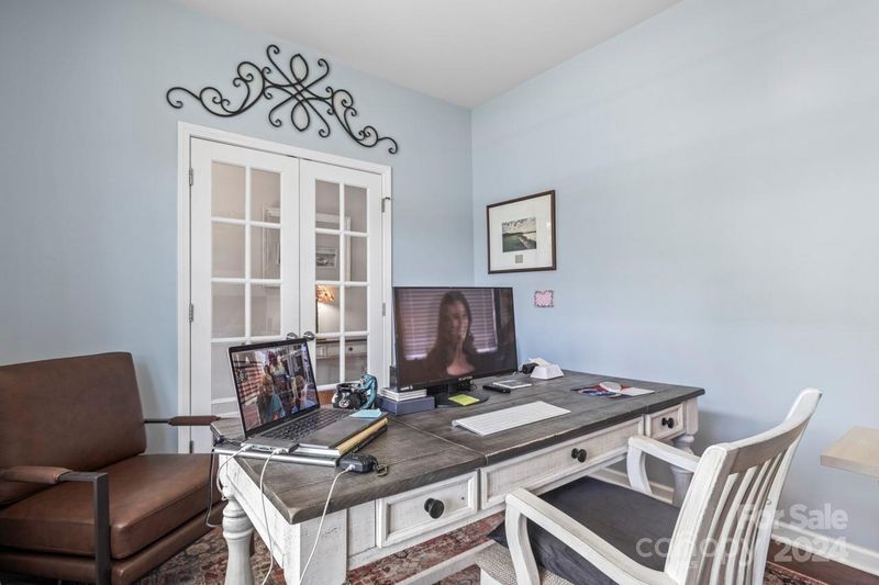 10682 Sapphire Trl, Davidson, NC 28036
