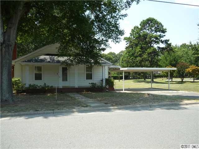 706 S Bragg St, Monroe, NC 28112
