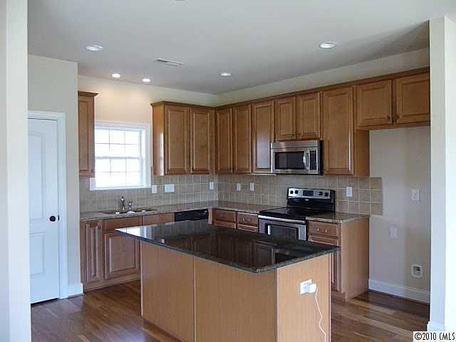 3348 Cayton Dr, Maiden, NC 28650