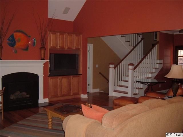6822 Summer Hill Dr, Denver, NC 28037