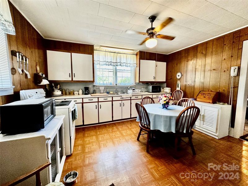 30 Dearborn St, Great Falls, SC 29055