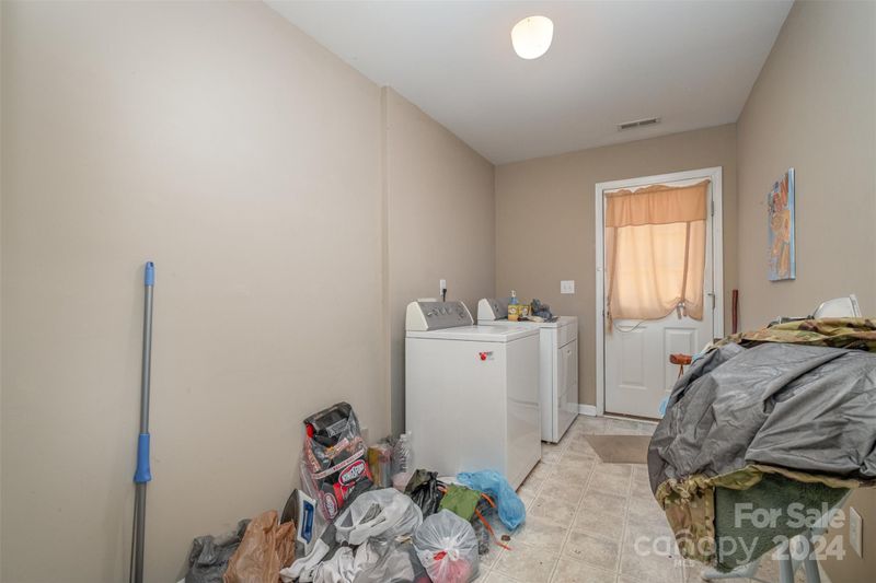 6813 Creft Cir, Indian Trail, NC 28079