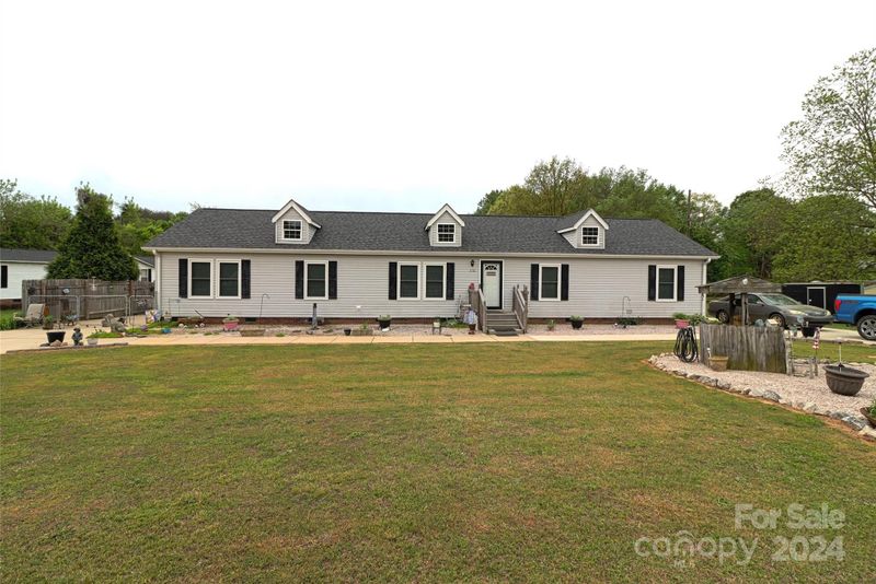 2285 Hendrix Rd, Maiden, NC 28650