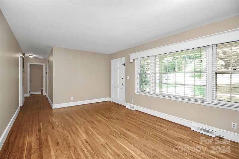 6321 Rosecrest Dr, Charlotte, NC 28210