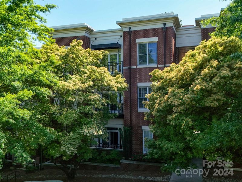 629 Garden District Dr, Charlotte, NC 28202
