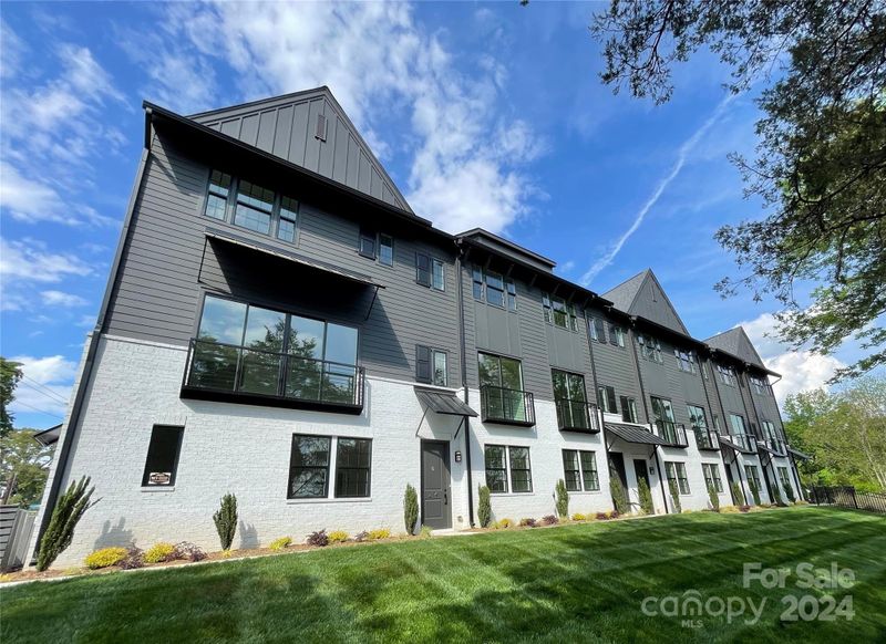 229 Sutton Park Ln #12, Charlotte, NC 28211
