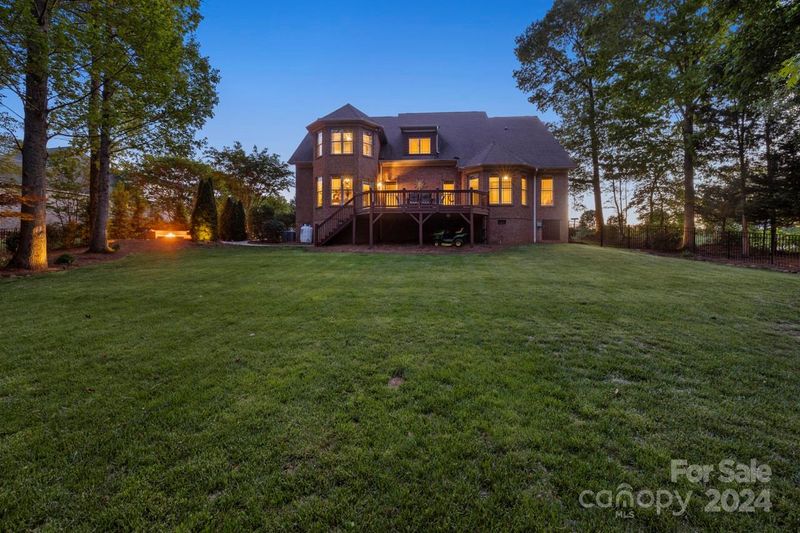 2518 Stoneview Ct, Denver, NC 28037