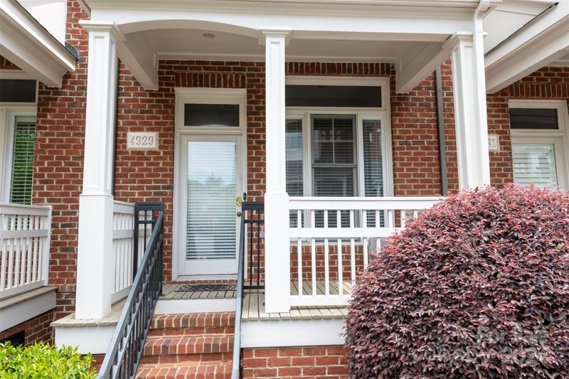 4929 S Hill View Dr, Charlotte, NC 28210