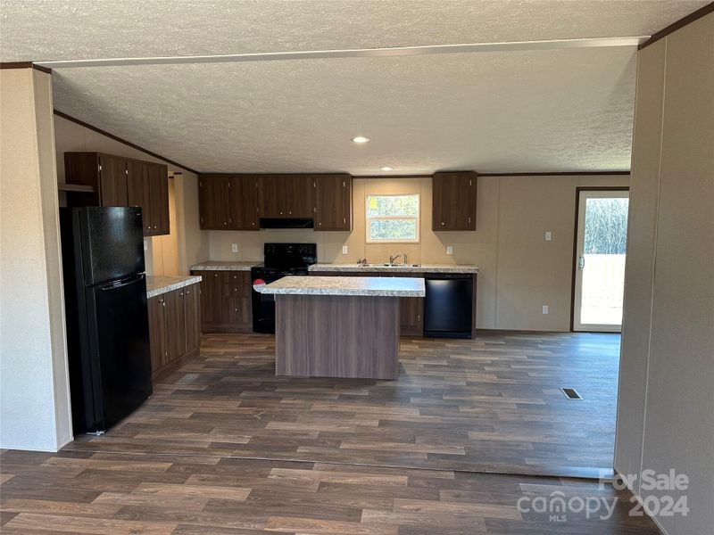 283 Lippard Farm Rd, Statesville, NC 28678
