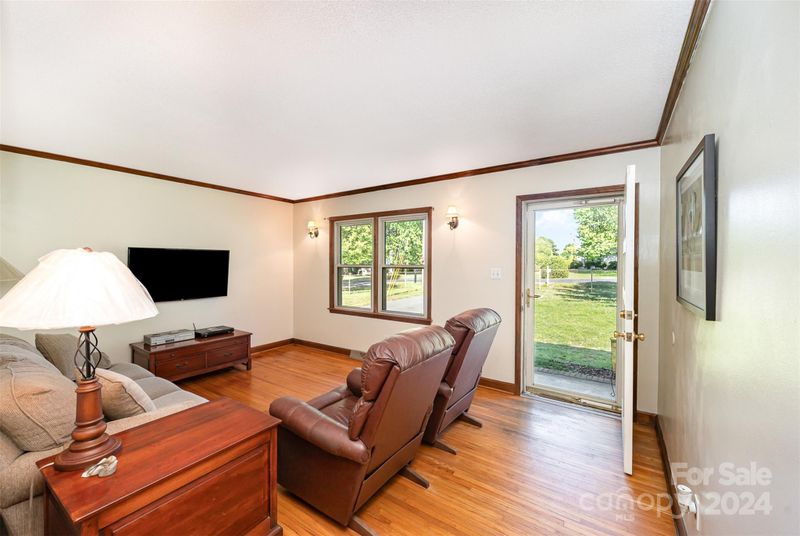 2000 Normandy Rd, Kannapolis, NC 28081