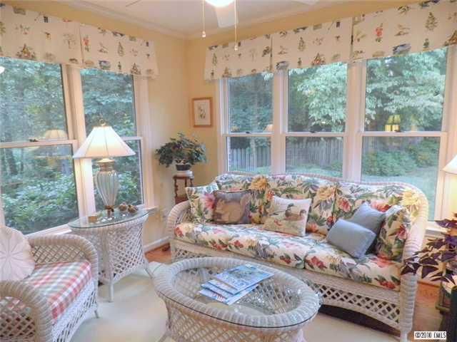 106 Mockingbird Ln, Lincolnton, NC 28092