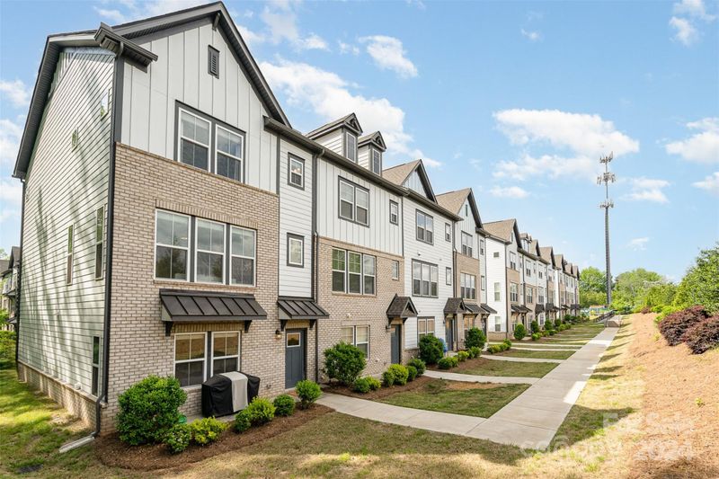 14006 Loyola Ridge Dr, Charlotte, NC 28277