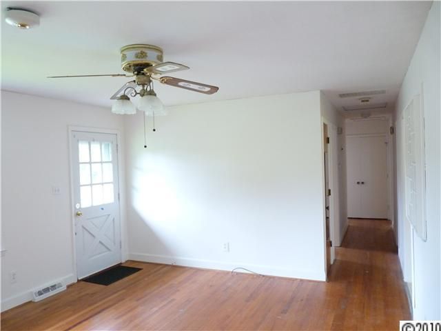 4451 Millbridge Dr, Charlotte, NC 28208