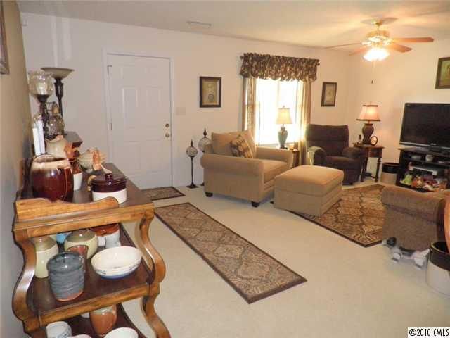 114 Balsam Dr #114, Lincolnton, NC 28092