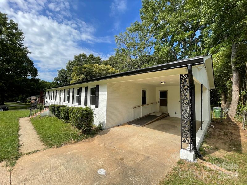 105 Survey St, Lancaster, SC 29720
