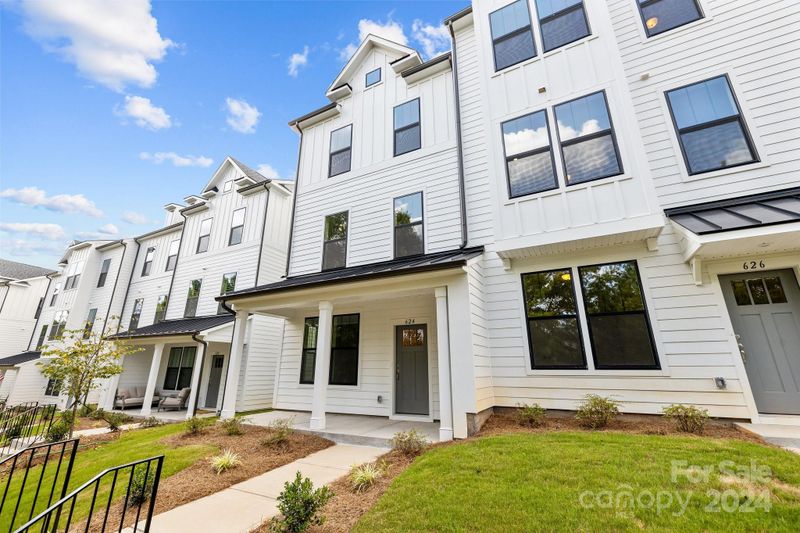 624 District Ct #9, Fort Mill, SC 29708