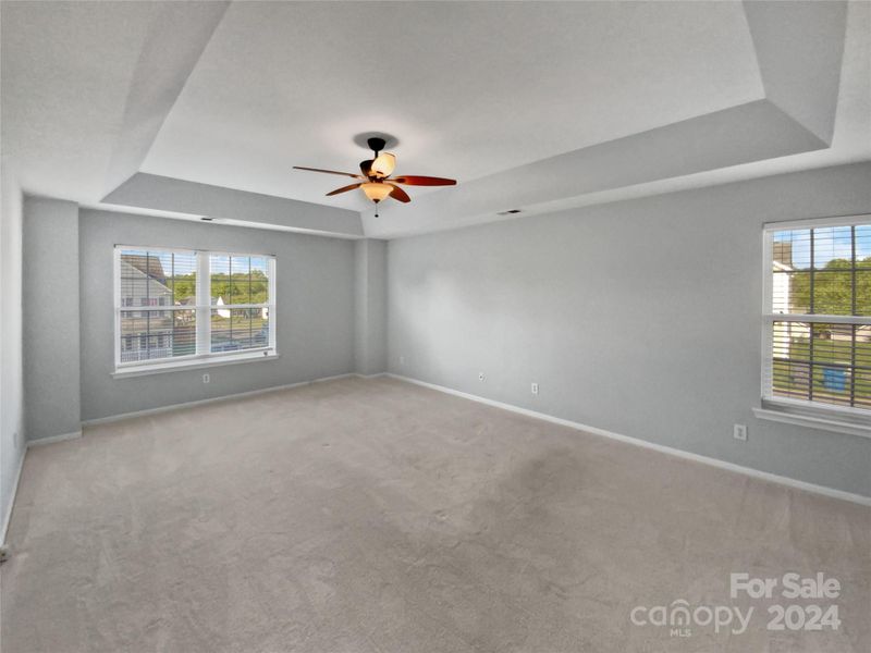 2101 Ballingarry Dr, Statesville, NC 28625