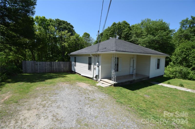 2505 Milton Ave, Gastonia, NC 28052