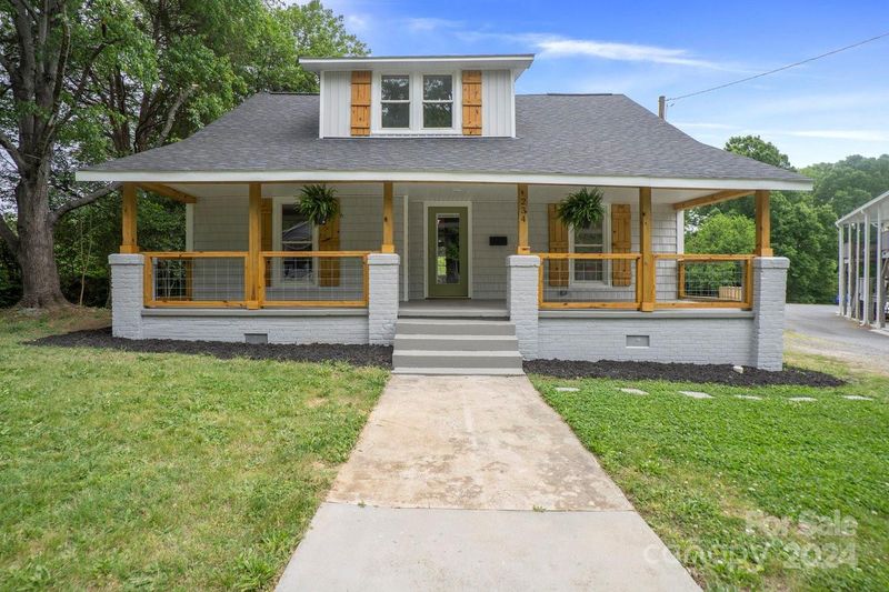 234 E Catawba Ave, Mooresville, NC 28115