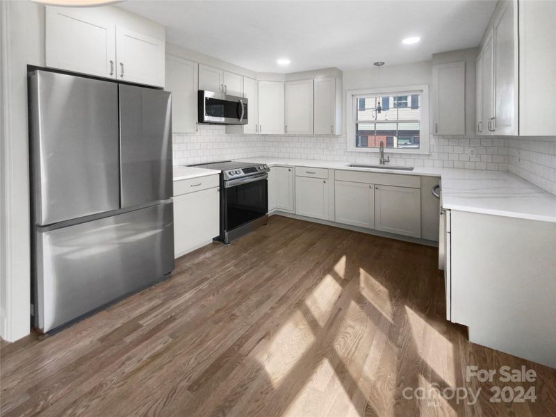 1942 Townsend Ave, Charlotte, NC 28205