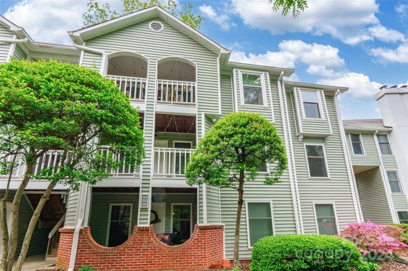 430 Queens Rd #322, Charlotte, NC 28207