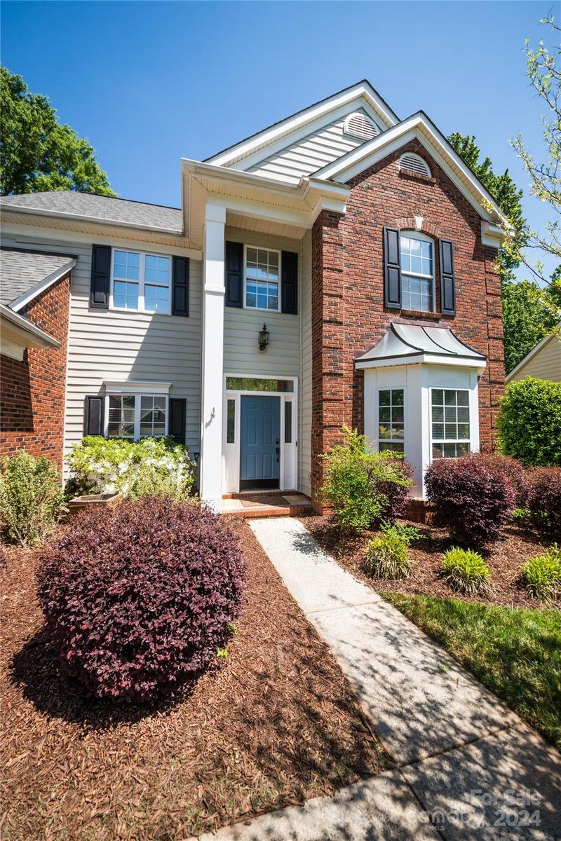 8926 Arbor Grove Ln, Charlotte, NC 28277