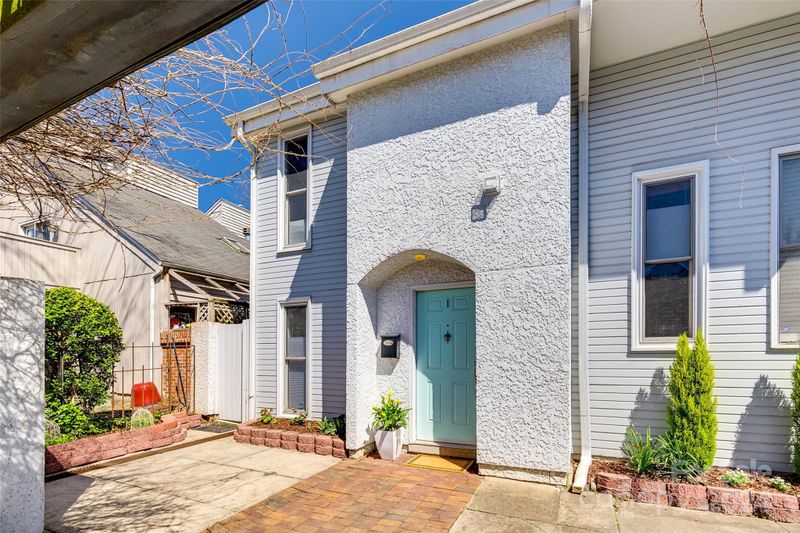 414 W 9th St #I, Charlotte, NC 28202
