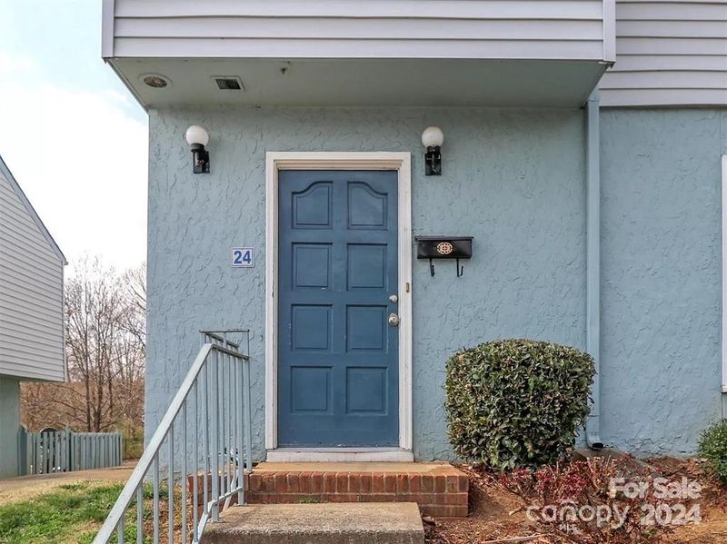 1909 Mereview Ct #24, Charlotte, NC 28210