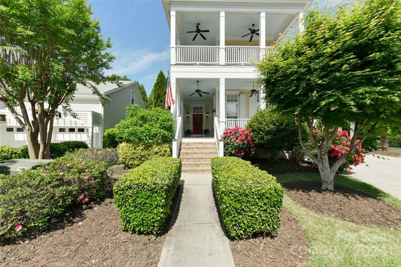 9420 Ginhouse Ln, Charlotte, NC 28277