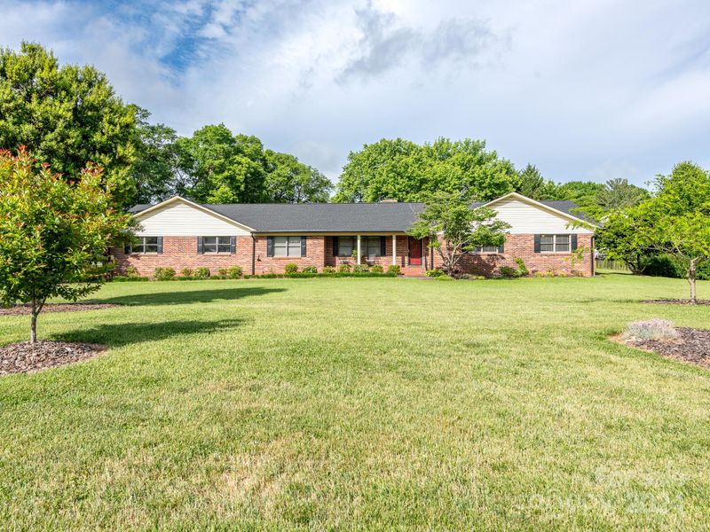 3916 Amarillo Dr SW, Concord, NC 28027