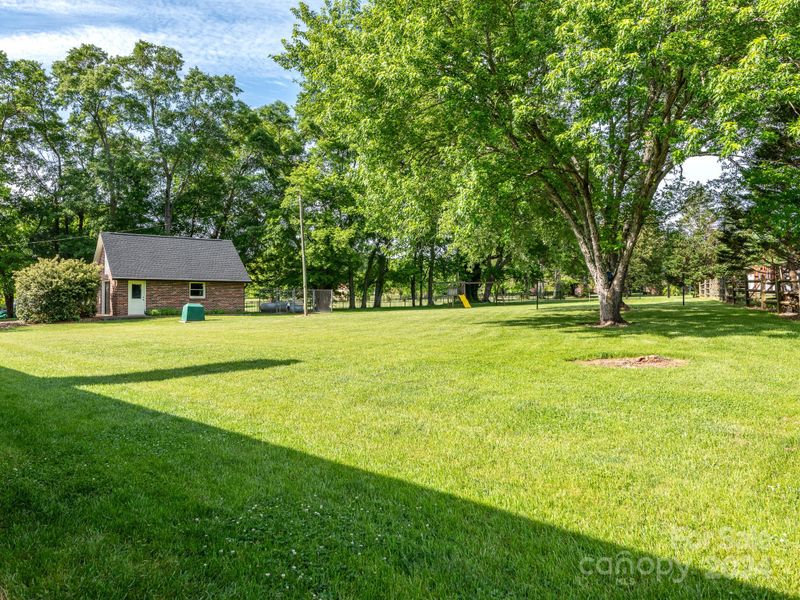 3916 Amarillo Dr SW, Concord, NC 28027