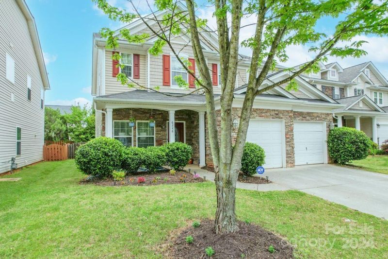 6246 Prosperity Commons Dr, Charlotte, NC 28269
