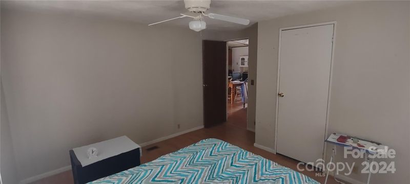8224 Scottview Dr, Charlotte, NC 28214