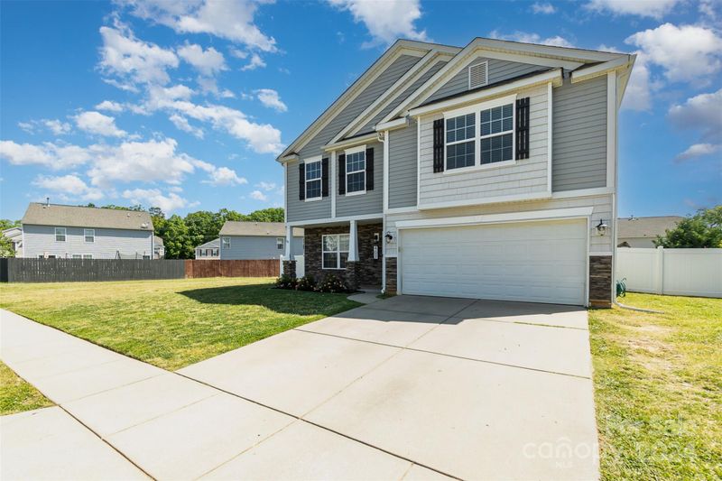 407 Lind Point Ln #527, Monroe, NC 28110