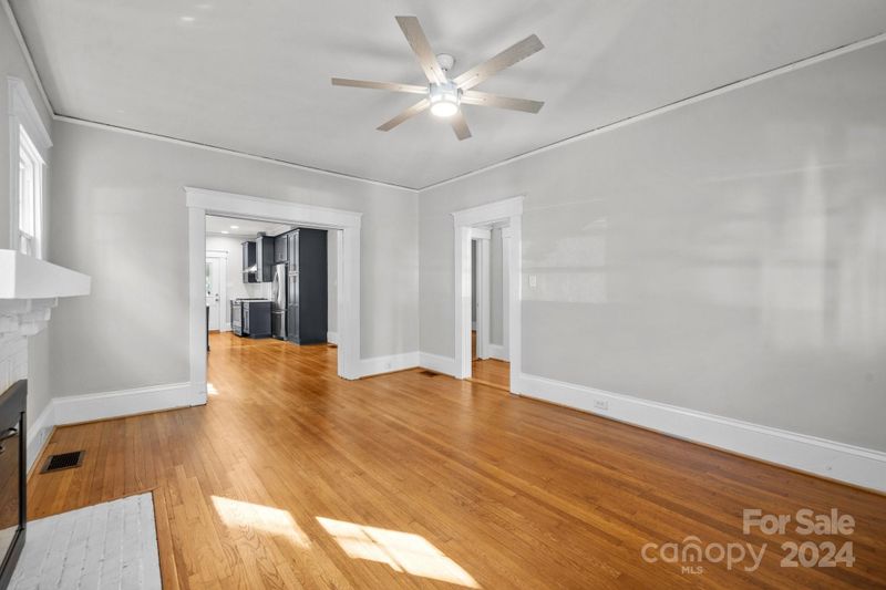 504 Pecan Ave, Charlotte, NC 28204