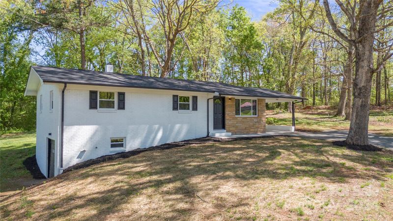 2907 39th Ave, Hickory, NC 28601